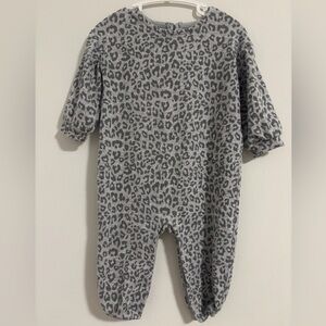 GAP Gray Animal Print Kids Footie